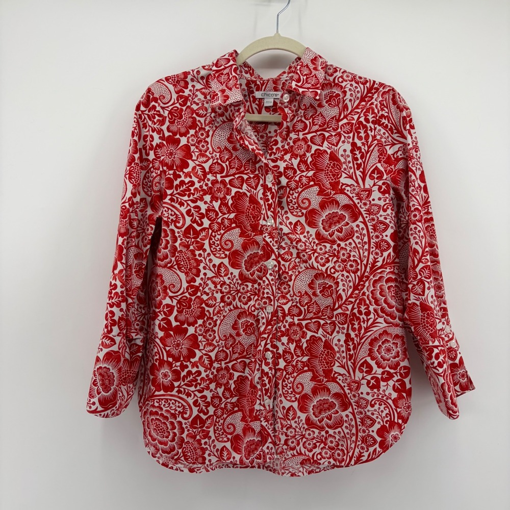 Chico's Womens 4 Red White Floral Button Down Shirt Paisley Long Sleeve Stretch